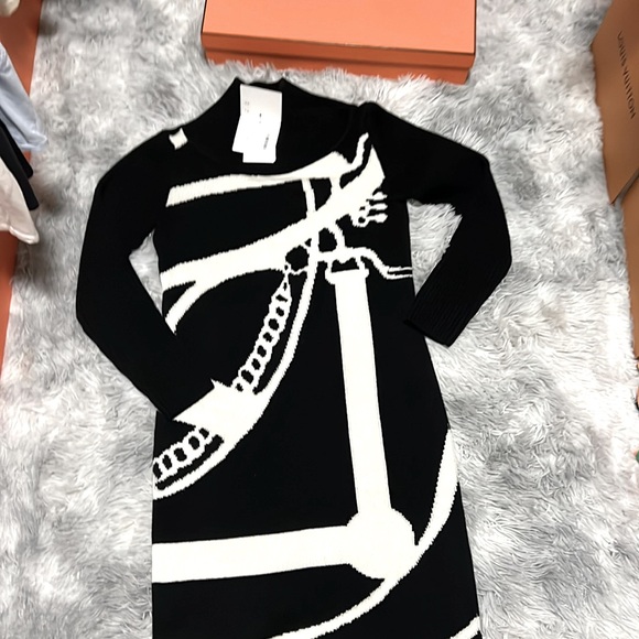 Brand New Hermes Cashmere Midi Dress - Picture 13 of 13